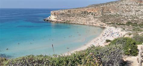 Spiaggia dei Conigli tra le 25 Spiagge più belle del Mondo ancora una