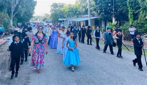 Desfile por el CXIII aniversario de la Revolución en el municipio de