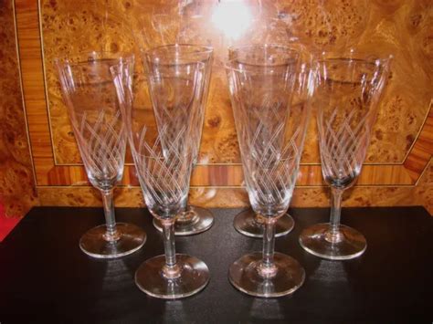 ANCIENNE COUPE A VIN DE CHAMPAGNE EN VERRE X 6 FLUTE VERRE RAISIN