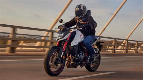 Honda Cb Hornet Unveiled In Europe Specs Features