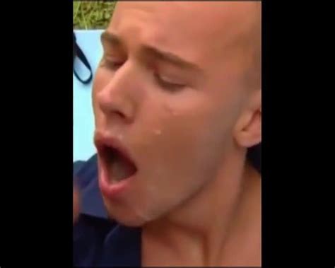 Video Porno Gay Pompino Ingoio Gratis XHamster