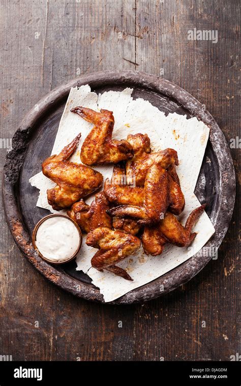 Fried Chicken Wings Hi Res Stock Photography And Images Alamy