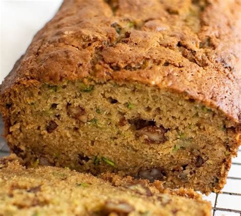 Spiced Zucchini Bread Carolyn S Cooking