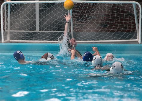 Descubre Qu Se Hace En El Waterpolo Reglas T Cnica Y T Ctica