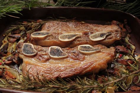 Churrasco De Ternera Angus Con Rovellones Romero Y Pimienta Rosa