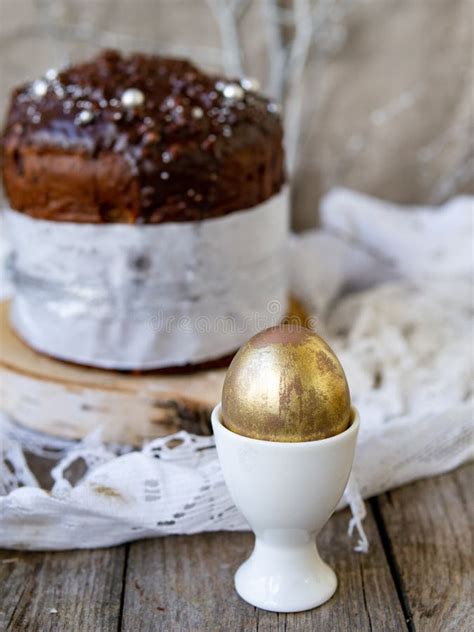 Bolo De Chocolate Caramelo Salgado Amendoins Decorados