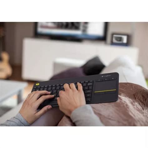 Logitech K400 Plus Teclado Inalámbrico Touch Pc Android Tv Color Del Teclado Negro Idioma