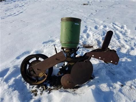 John Deere 1 Row Corn Planter Bigiron Auctions