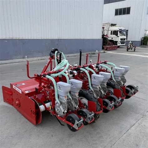 Technologically Advanced And Powerful Pneumatic Vegetable Seeder With