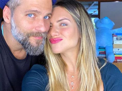 Giovanna Ewbank Após Expor Separação De Bruno Gagliasso Surge Aos