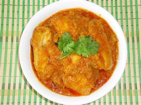 Andhra Chicken Curry Recipe Swasthis Recipes