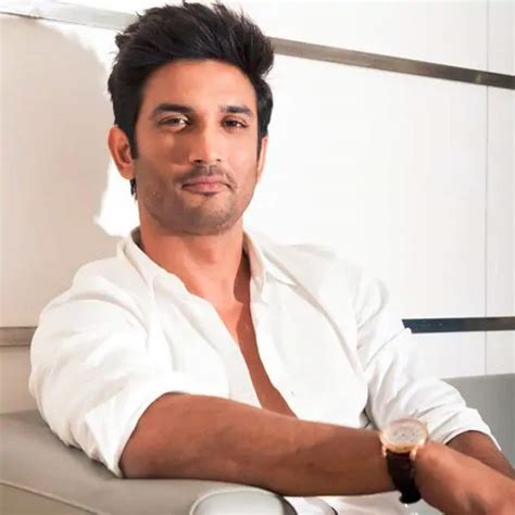 Sushant Singh Rajput Birth Anniversary From Shah Rukh Khan To Hrithik