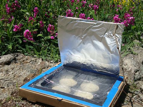 Pizza Box Solar Ovens