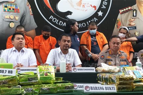 Kombes Mukti Juharsa Yang Tersangkakan Teddy Minahasa Naik Jabatan