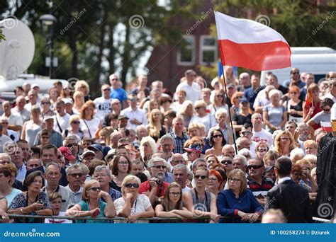 Audience and Polish National Flag Editorial Stock Image - Image of national, nszz: 100258274