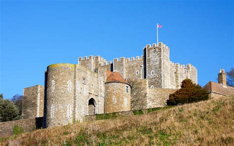 The Ultimate Guide to Visiting Dover Castle!