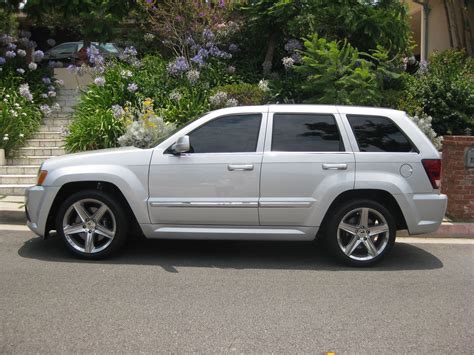 2006 Jeep Grand Cherokee - Pictures