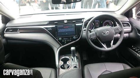 Review Toyota All New Camry Makin Mewah Dan Agresif