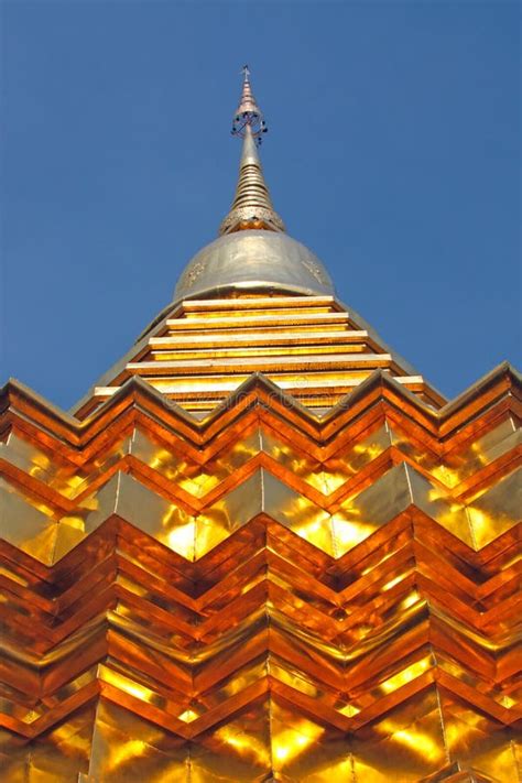 Buddhist Golden Stupa Stock Image Image Of Palace History 13533267