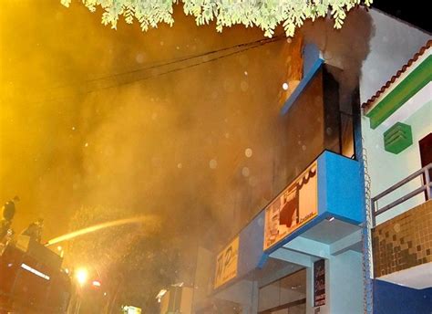 G1 Incêndio atinge loja em cidade de MT e prejuízos podem chegar a R