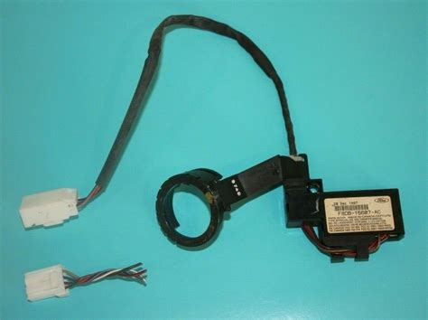 F Db Ac Ford F Anti Theft Pats Transceiver