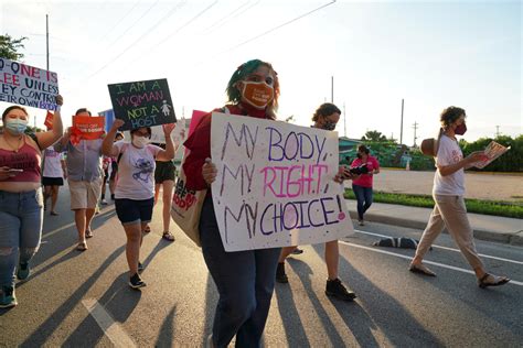 Restrictive Texas abortion law back in effect as appeals court issues ...