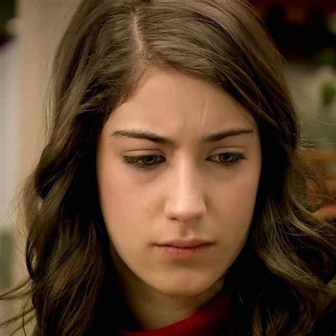 Pin By Cerasus On Turkish Actresses Dizleri Beautiful Eyes Kaya