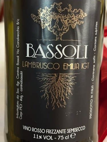 Cantina Bassoli Lambrusco Rosso Frizzante Semisecco Vivino Us