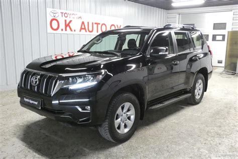 Toyota Land Cruiser 2 8 D 4D Active Automaatti 1 Omistaja Suomiauto