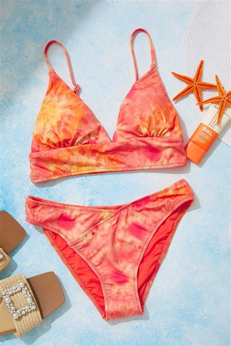 Trendyolmilla Soyut Desenli Üçgen Mix Match Bikini Üstü TBESS21BU0343 Fiyatı Yorumları