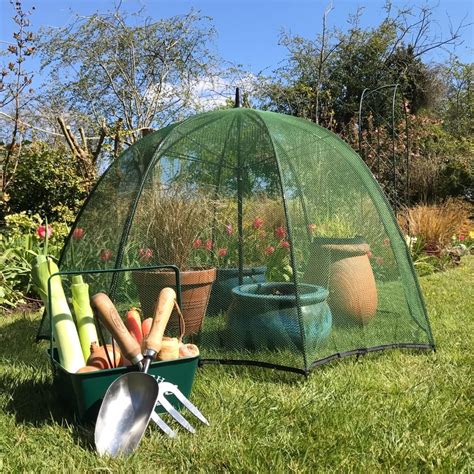 Gardenskill Pop N Crop Plant Umbrella Garden Fruit Cage Grow Cloche