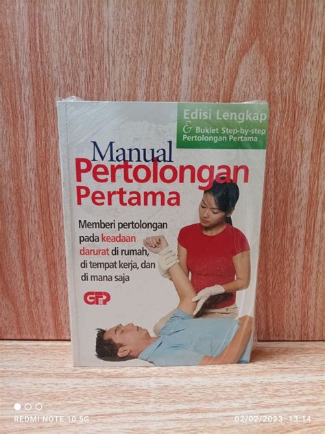 Buku Manual Pertolongan Pertama Keadaan Darurat Buku And Alat Tulis