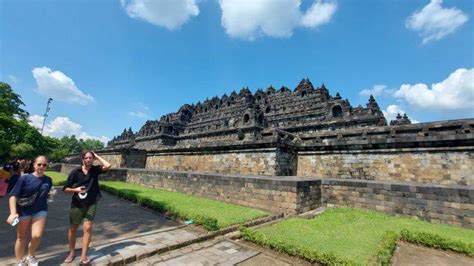 Wow Tiket Masuk Candi Borobudur Akan Jadi Rp Ribu Naik