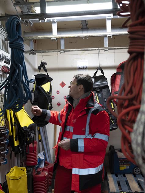 LOGISTIQUE Pompiers De L Urgence Internationale