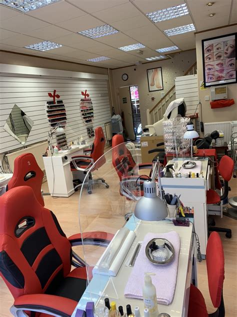 Nailsbeauty5 Star Nails And Beautystafford