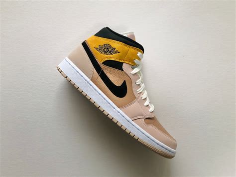 Buy Jordan 1 Mid Particle Beige Womens Cheap Online