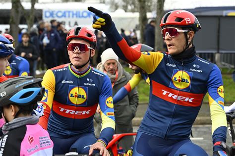 Une Impressionnante Quipe Lidl Trek Au D Part De Gand Wevelgem