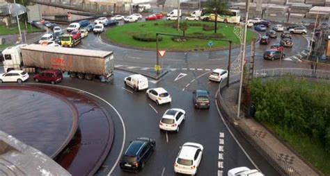 Atasco Matinal En Beiramar Y El Centro De Vigo Por Una Nueva