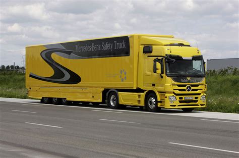 Mercedes Benz Actros Mp Commercial Vehicles Trucksplanet