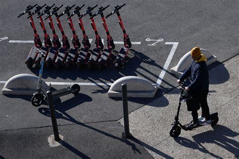 Trottinettes électriques un âge minimum de 14 ans et des amendes à 135