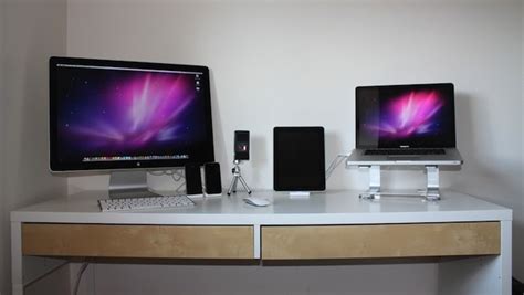 Mac Setups Macbook Pro 15″ And 24″ Apple Cinema Display