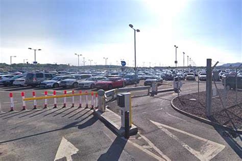 Edinburgh Airport Mid Stay car park → Save up to 70%