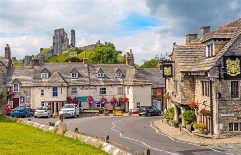 Solve Corfe Castle Jigsaw Puzzle Online With Pieces