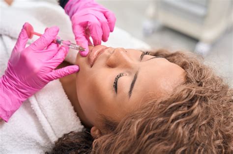 Botox Complete Guide Benefits Uses And What To Expect Latintox