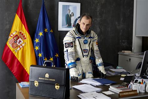 El Astronauta Y Ex Ministro Pedro Duque «atraer A La Industria