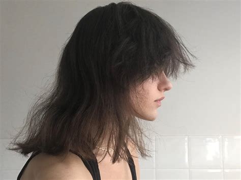 Is there a way to fix my accidental mullet? : r/femalehairadvice