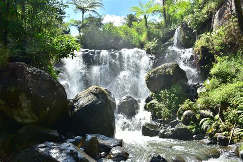 Berkunjung Ke Kamojang Garut Jangan Lupa Kunjungi Curug Madi Travel