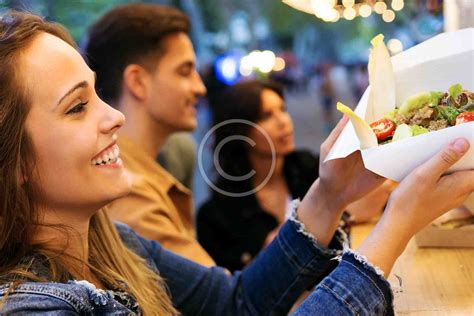 reasons  visit  fast food restaurant pizzakingdom