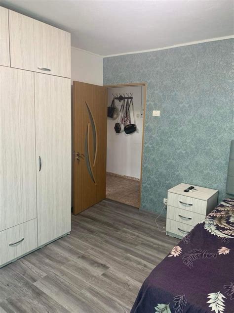 Vand Apartament Cu O Camera Pancota Olx Ro