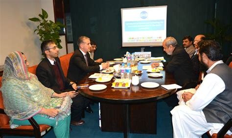 The Ambassador Of Azerbaijan Calls On The Executive Director Comsats